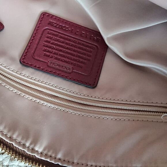 Coach Colette Signature Red/Brown Leather/Jacquard Zip Shoulder Bag - Picture 9 of 12